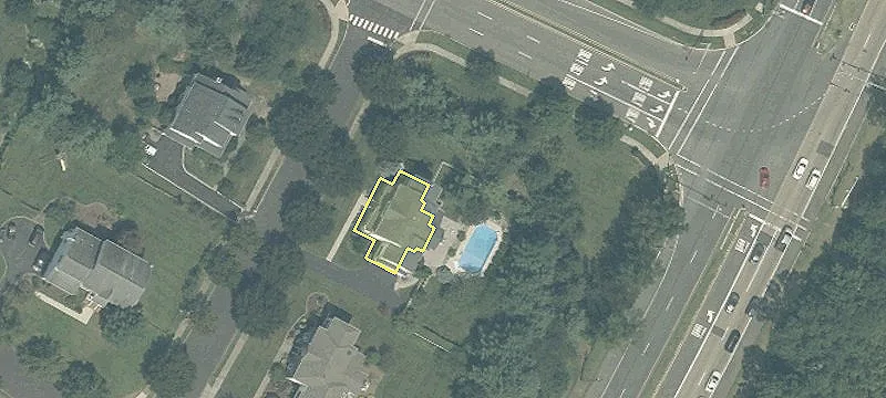 2725 Us Hwy 130