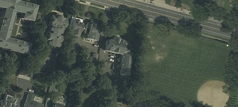 176 Bellevue Ave