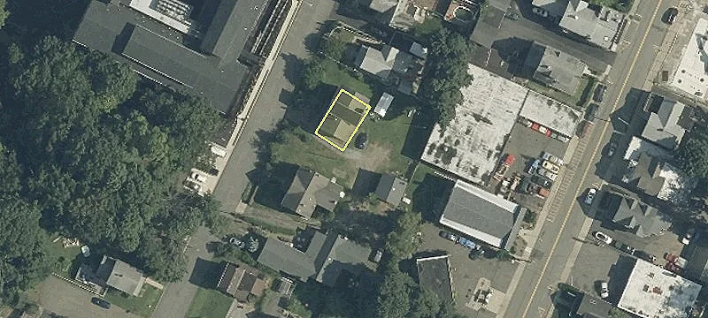 124 Lincoln St