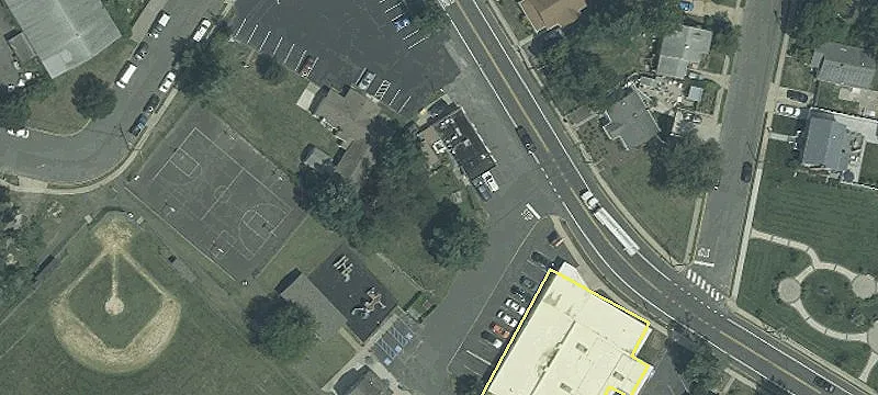 203 Sylvania Ave