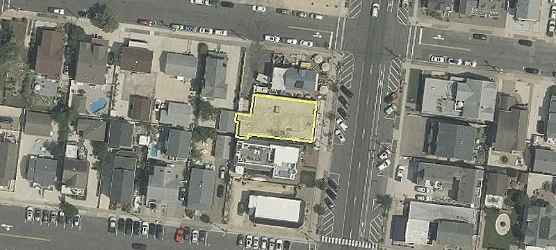 502 Grand Central Ave