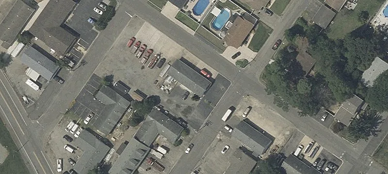 1100 Bch Ave