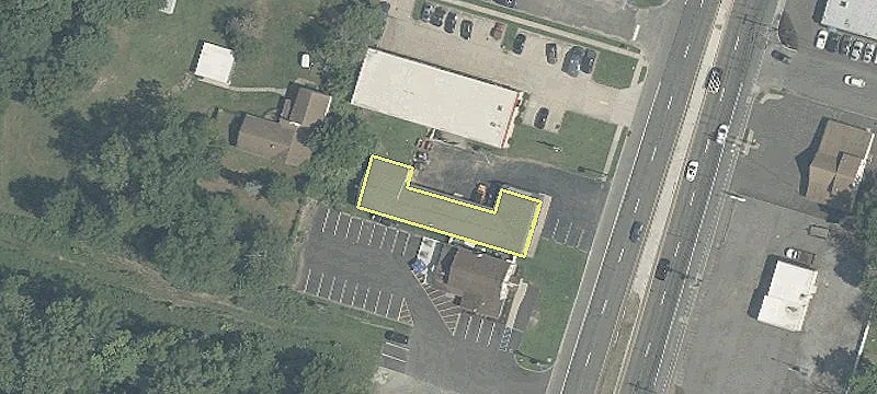 753 Mantua Pike