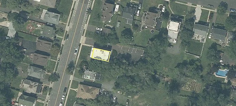 38 Gaston Ave