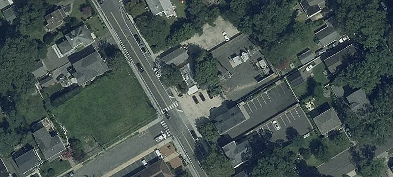 114 Riv Rd