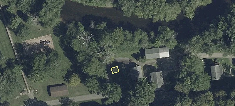 3 Footbridge Ln