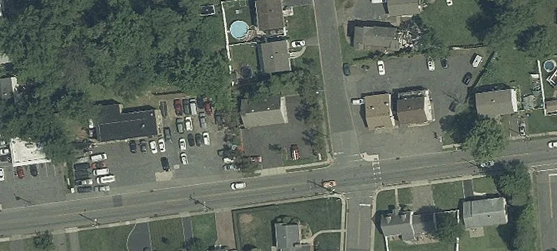 152 Lk Ave