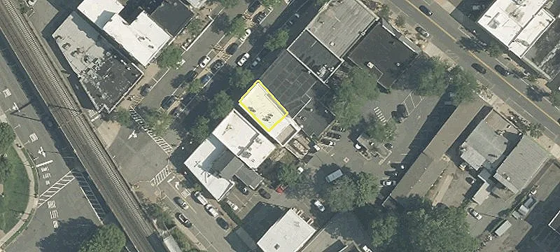 16 Waverly Pl