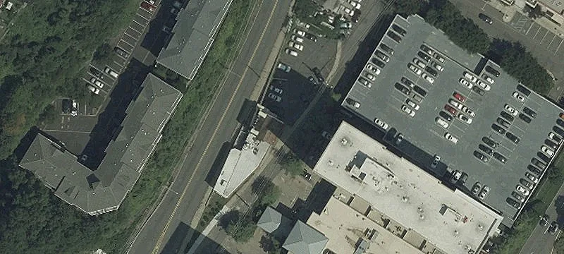 210 Old Riv Rd