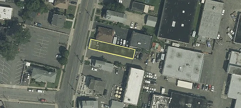 84 Johnson Ave