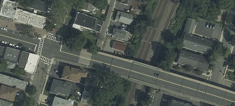 335 Linden Ave