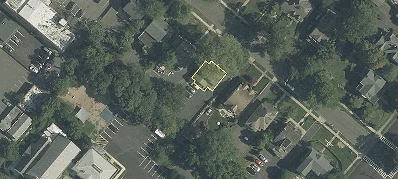 128 Saint Paul St