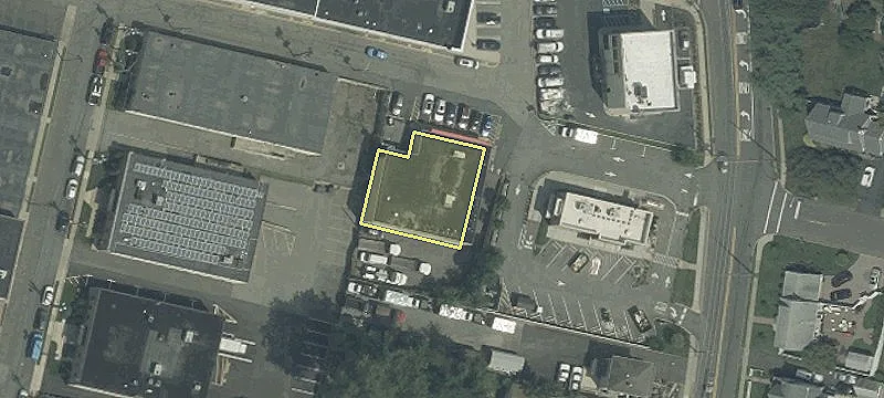 328 Kinderkamack Rd