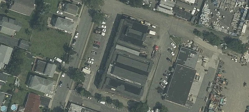 95 Dell Gln Ave