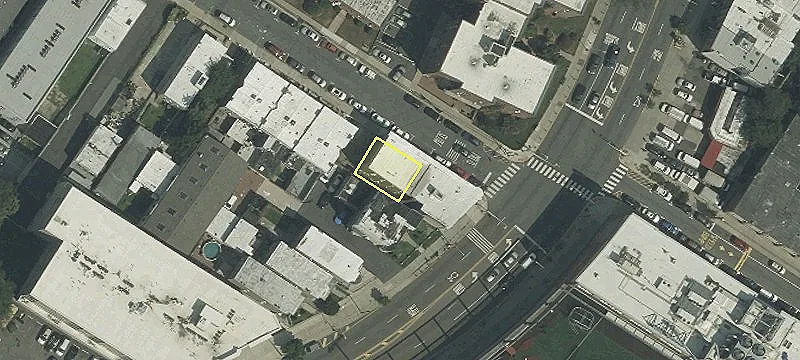 2531 Kennedy Blvd