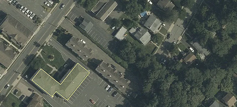 160 Roseland Ave