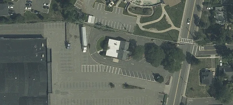 810 Riv Rd