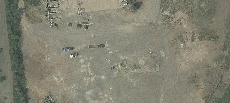 7 Frontage Rd