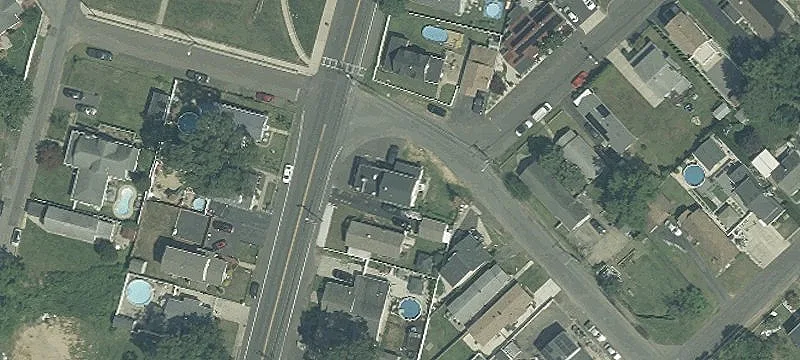 715 Laurence Pkwy