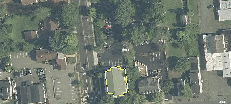 393 Main Ave