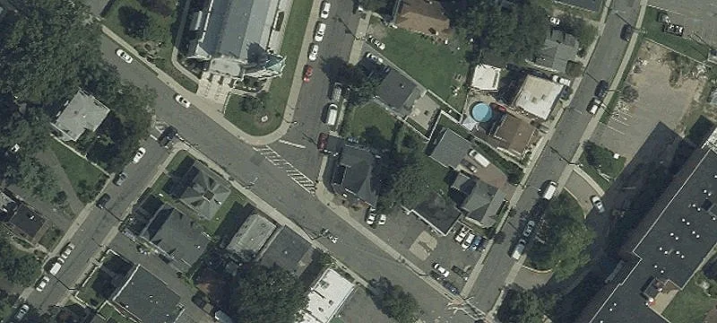 35 Demarest Ave