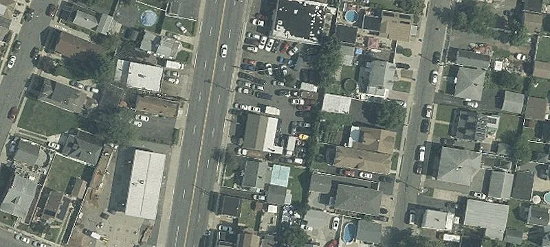 686 Convery Blvd