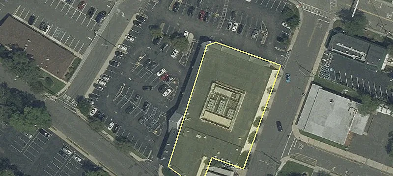 54 Un Ave, Unit 70