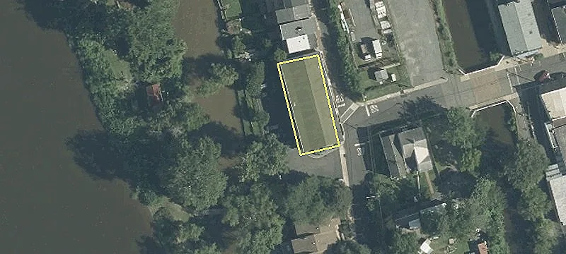 47 Lambert Ln