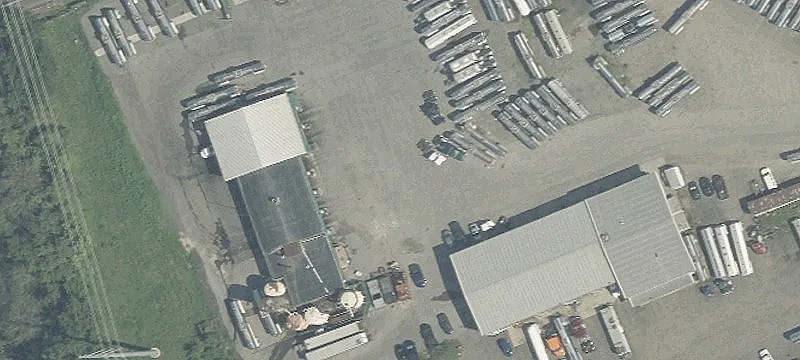 51 Crown Pt Rd