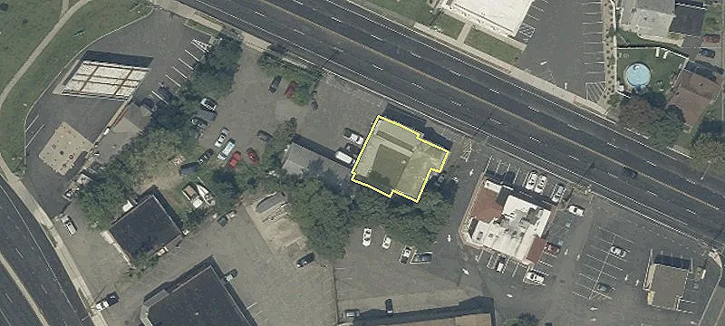 120-122 Ledgewood Ave, Unit 122