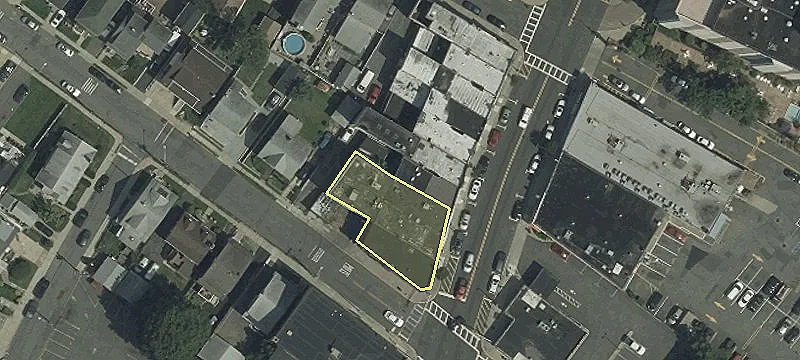 733 Anderson Ave, Unit 5