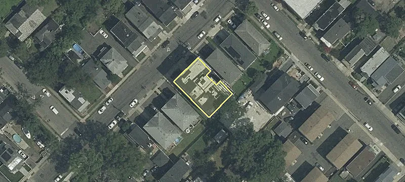 38-40 Chester Ave