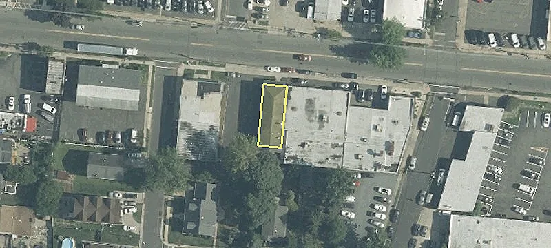 182 Woodbridge Ave