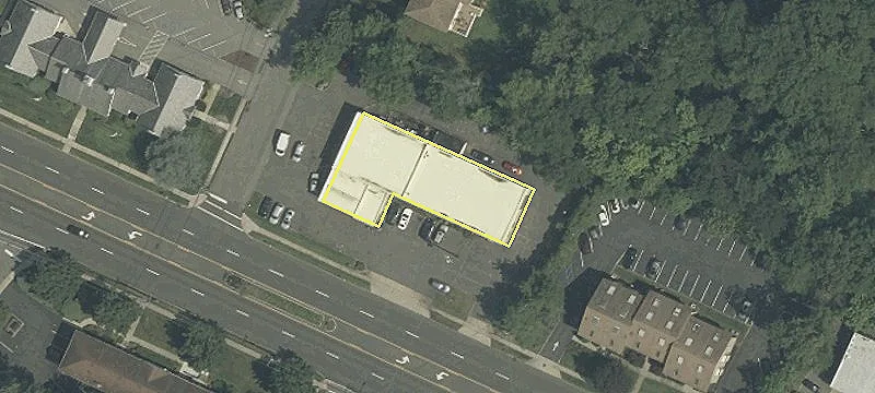 1045 Bloomfield Ave