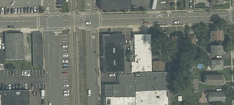 210 Warburton Ave