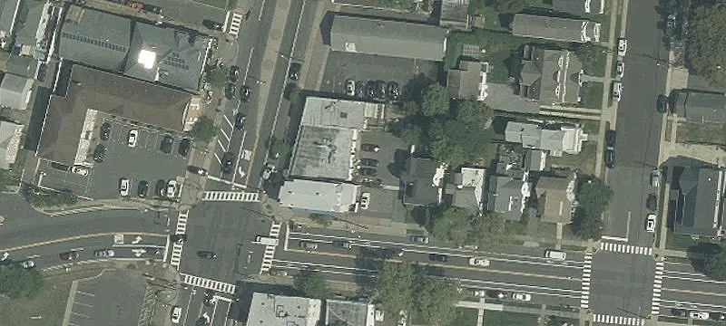 504 Main St