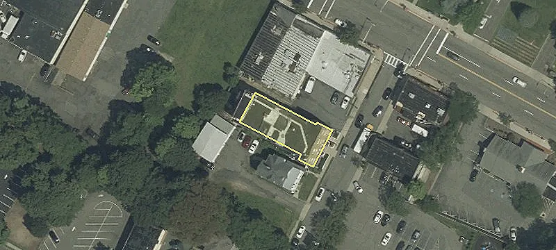 14 Montrose Ave