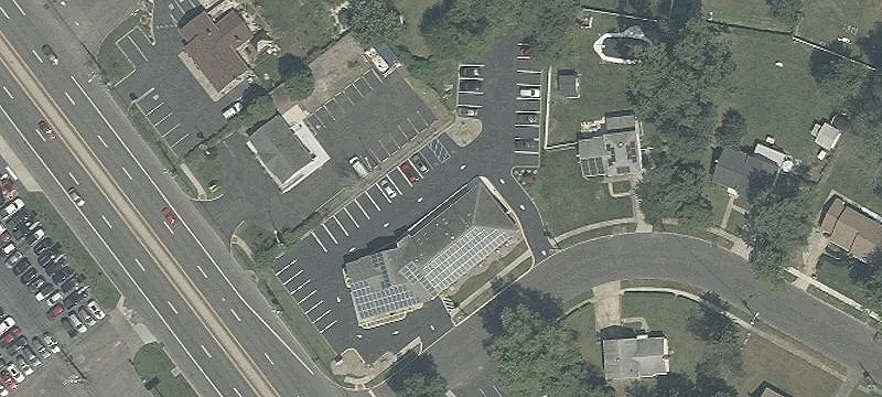 737 Holly Ln
