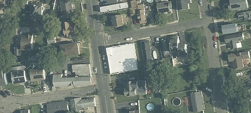 164 Main St