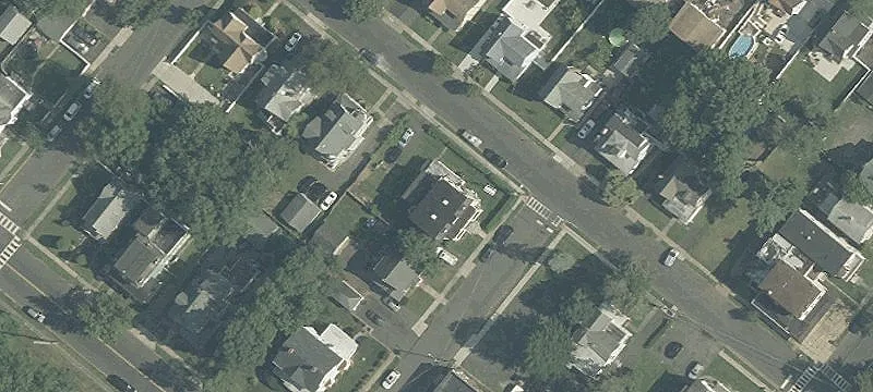 24 Mercer Ave