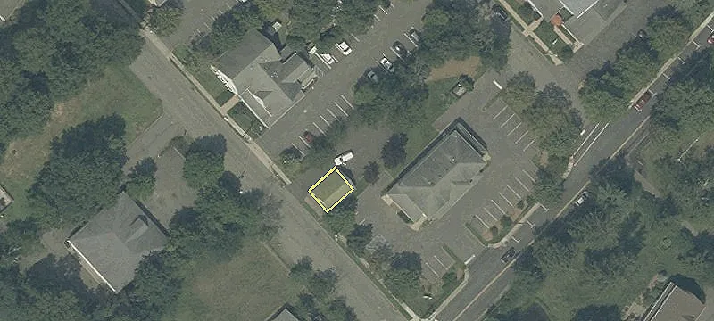 45 Seminary Ave