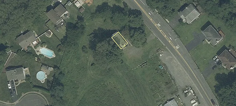 735 Pascack Rd