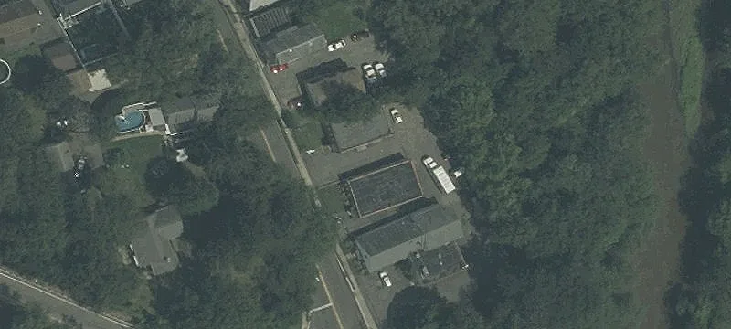 186 Saddle Riv Rd