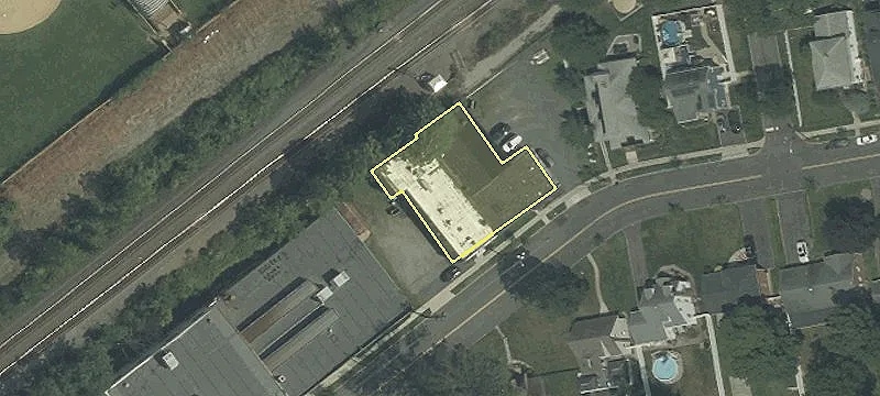 139 Clay Ave