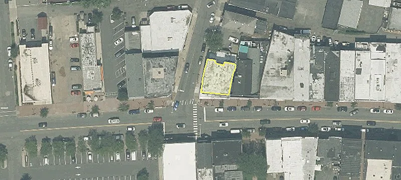205-207 Main St, Unit 207
