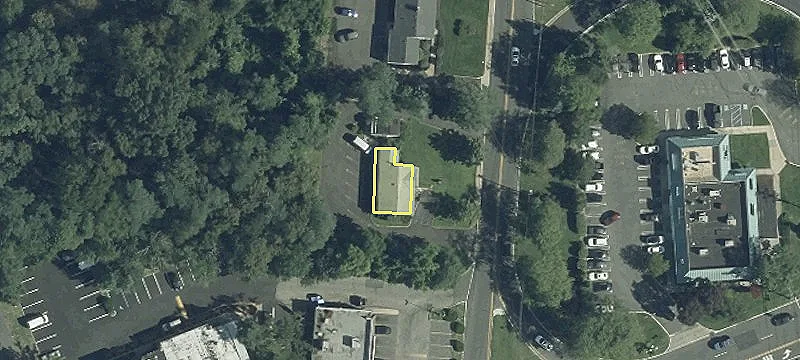 2104 Kings Hwy