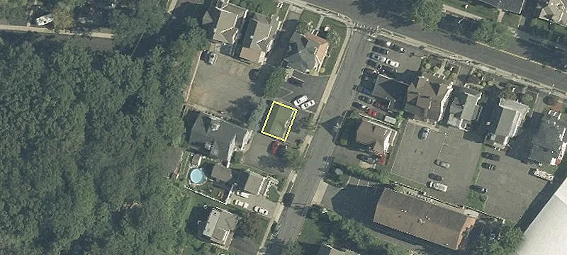 5 Budd St