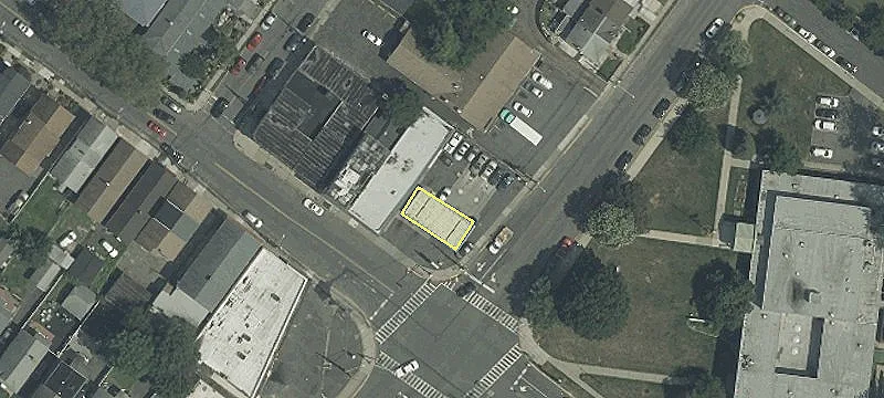 303 Hillside Ave