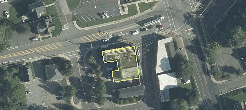 2 Main St