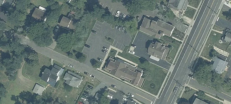 17 Main St